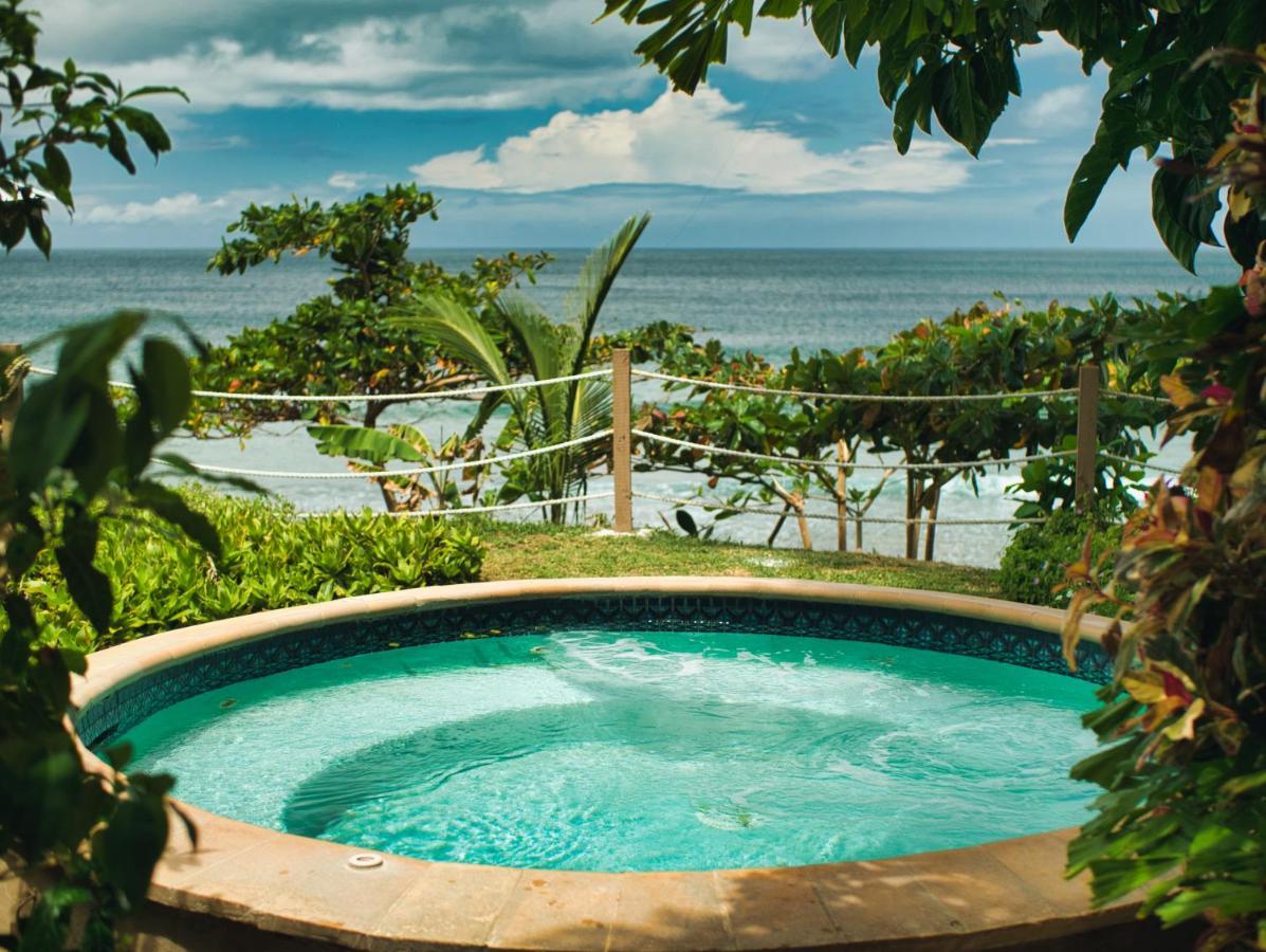 Tropikist Beach Hotel And Resort Crown Point Ngoại thất bức ảnh